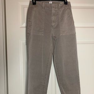 GAP Cropped girlfriend chinos